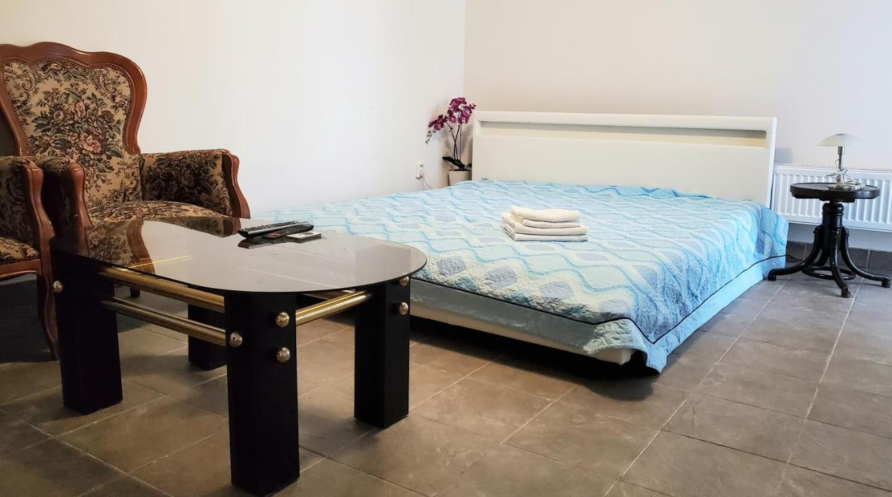 דירות ברנו Apartman Stary Liskovec מראה חיצוני תמונה